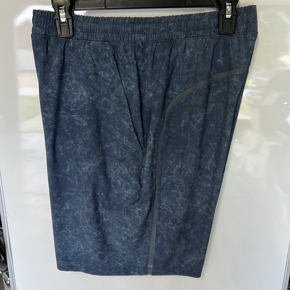 Lululemon 9” Pace Breaker with Liner
